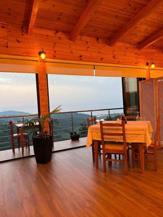 Restorant Hotel Xheni Draci Luaran gambar