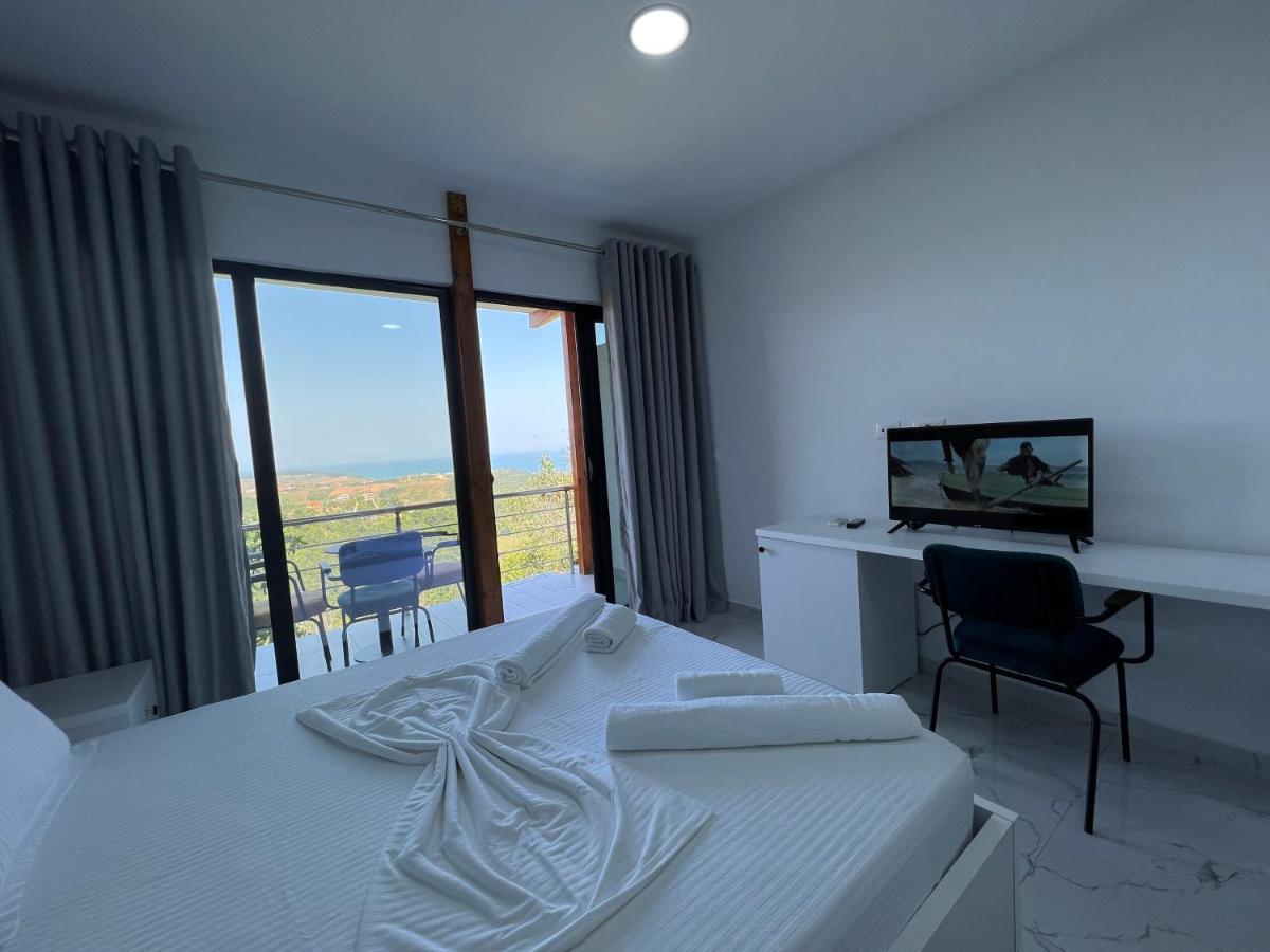 Restorant Hotel Xheni Draci Luaran gambar