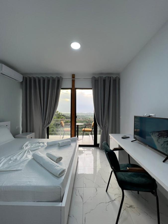 Restorant Hotel Xheni Draci Luaran gambar