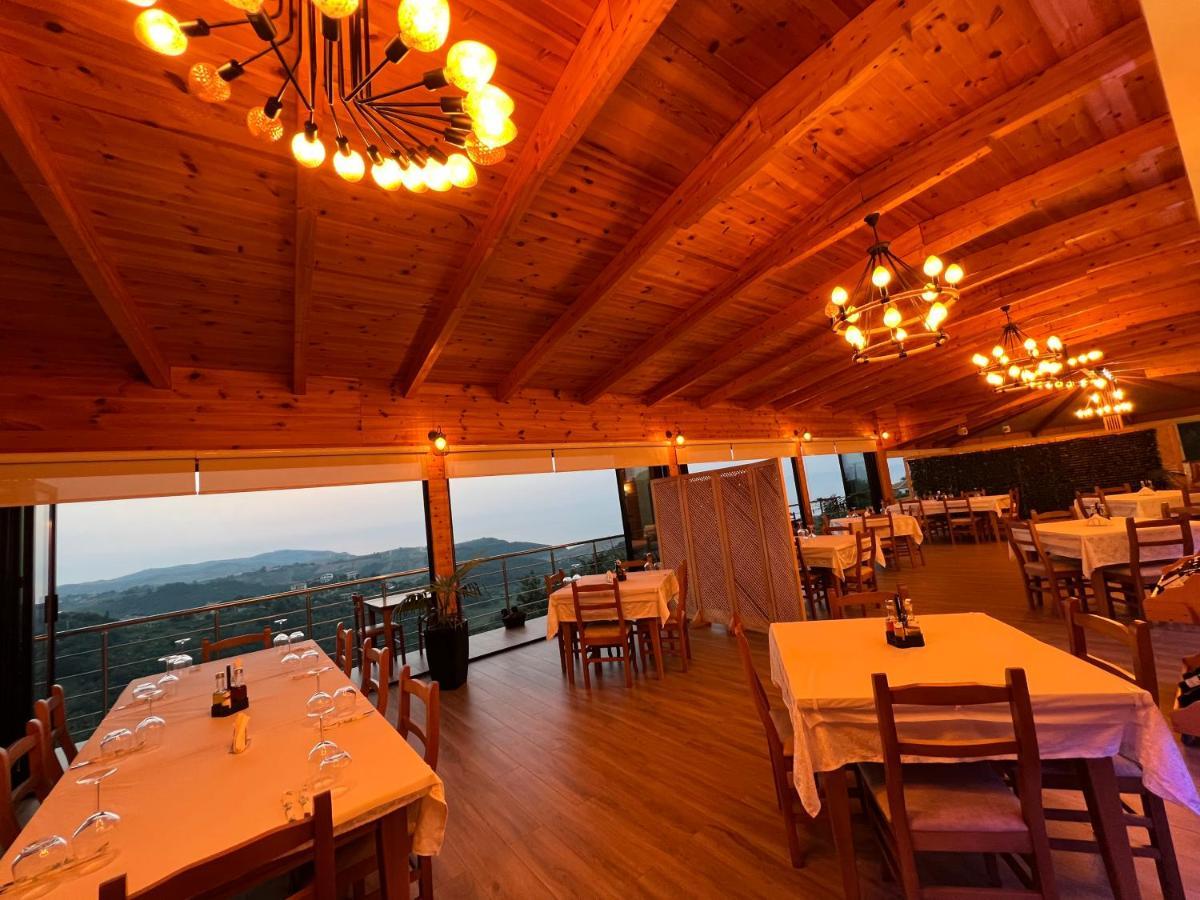 Restorant Hotel Xheni Draci Luaran gambar